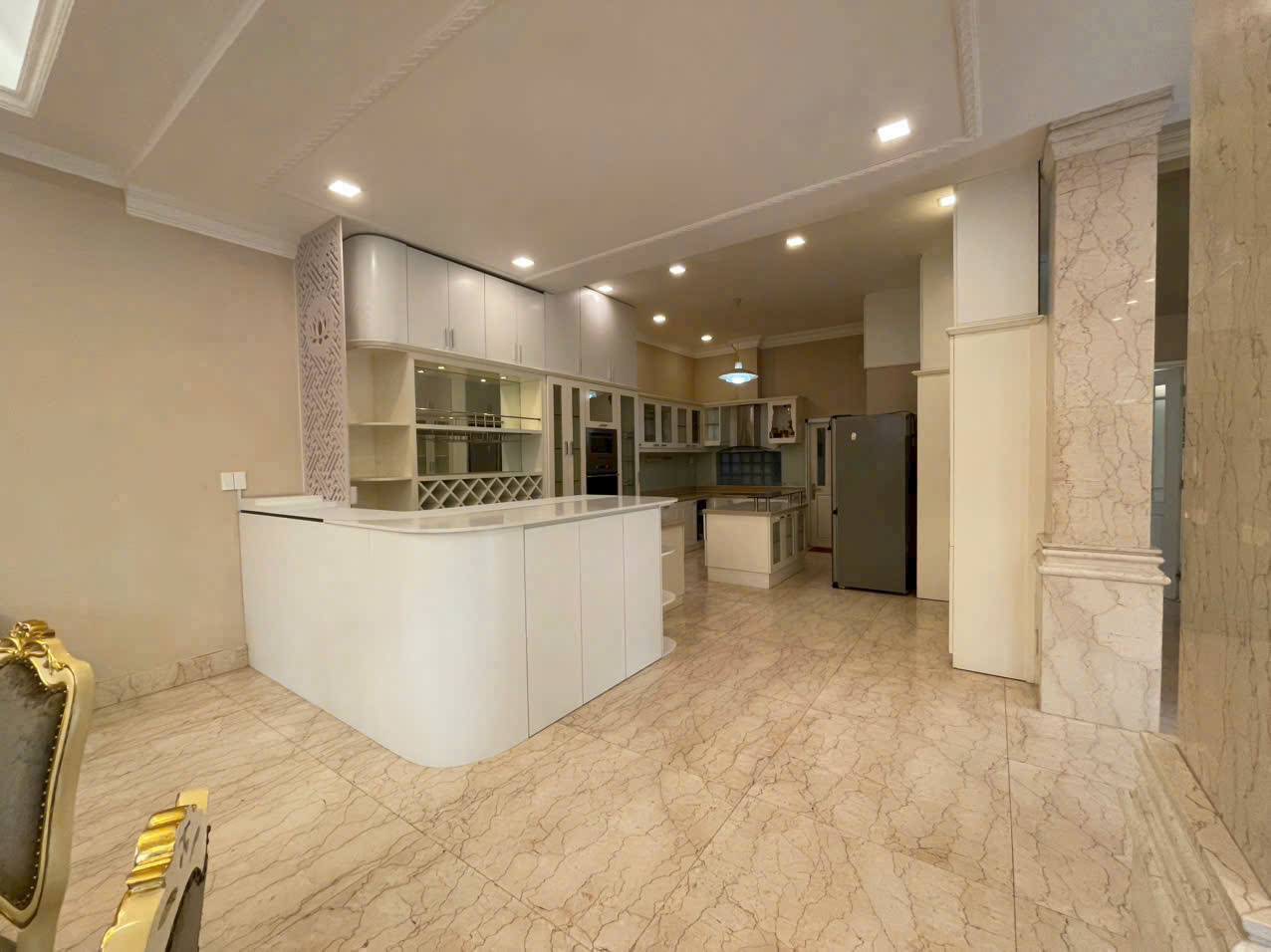 Cho Thuê Biệt Thự Mỹ Phú 1 Phú Mỹ Hưng Q7 Có Hồ Bơi Và Sân Vườn